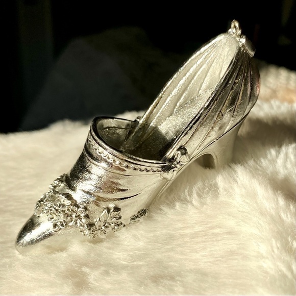 VICTORIAN Style Silver Tone Shoe Ornaments Set of 6 - Picture 10 of 16